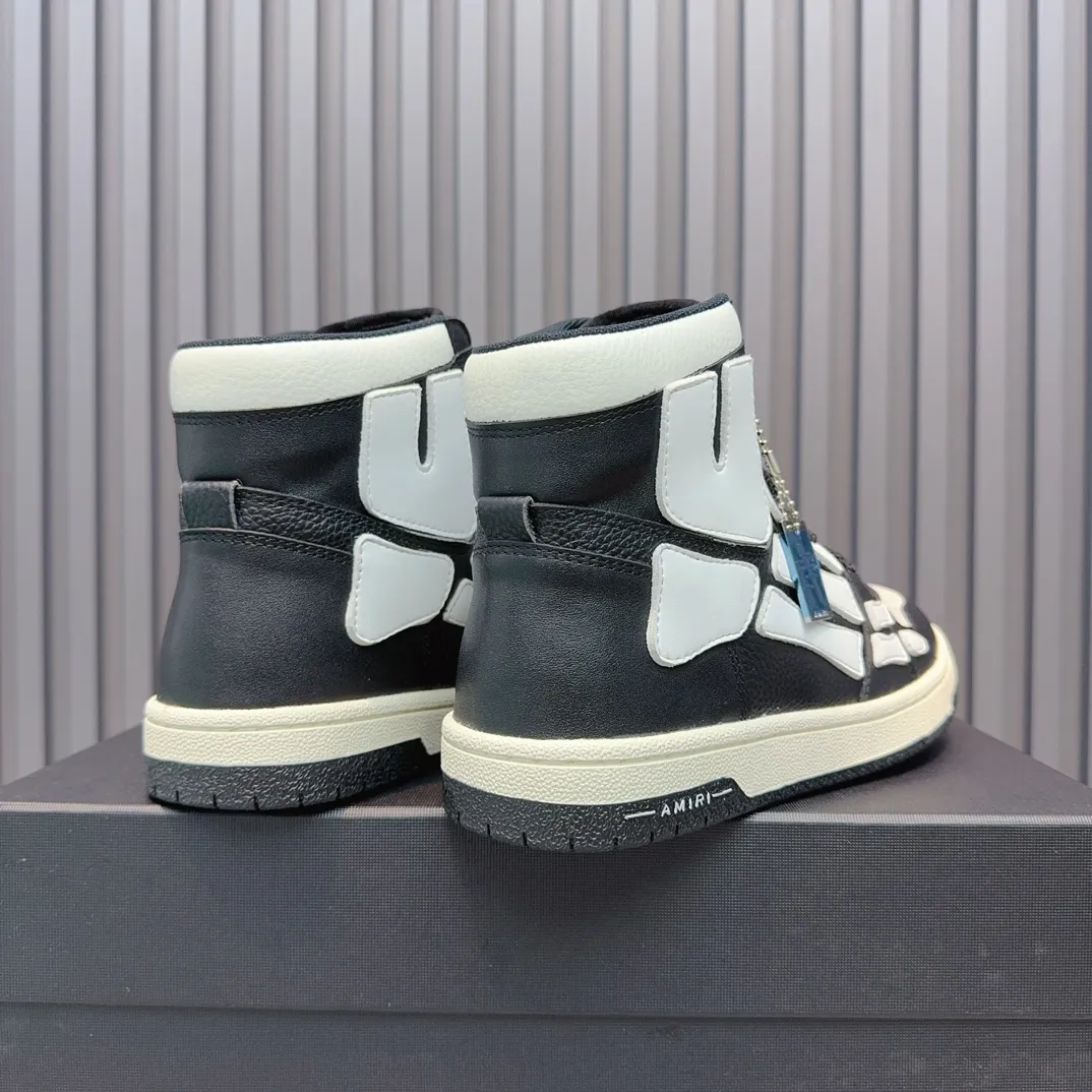 Men's shoes💰620💰 AMIRI AMIRI trendy brand hot sale🔥 Available all year round✅Couples💑 Official website synchronization Imported fabrics 1⃣️ratio 1⃣️Re-engraved, original factory special original sole, 35-45 (38.45. Non-refundable)